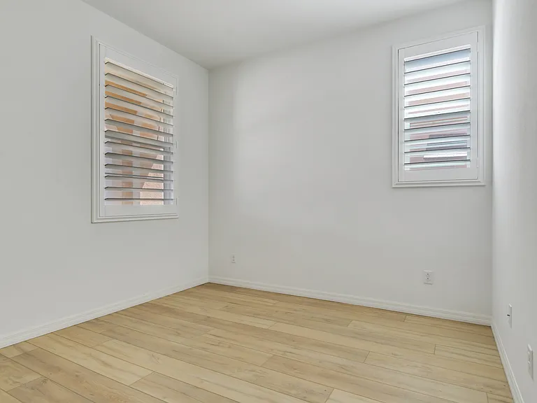 26337 Seville Ln — Photo 7