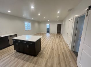 2396 E Boxwood Ln, Eagle Mountain, UT 84005