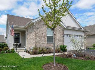 1184 Drury Ln, Aurora, IL 60502