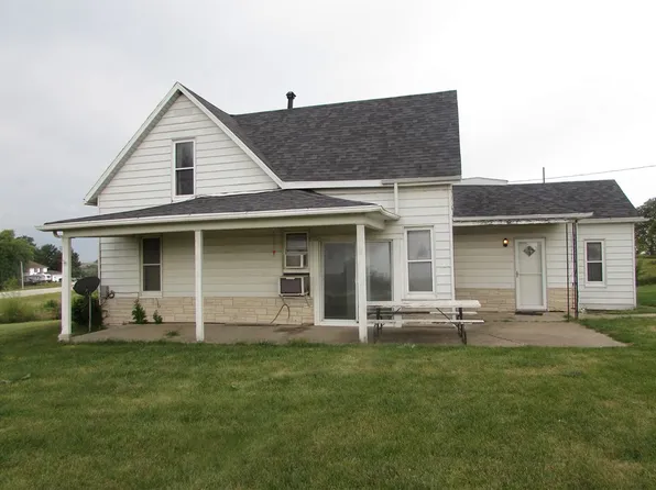 329 G Hwy #40, Pleasantville, IA 50225