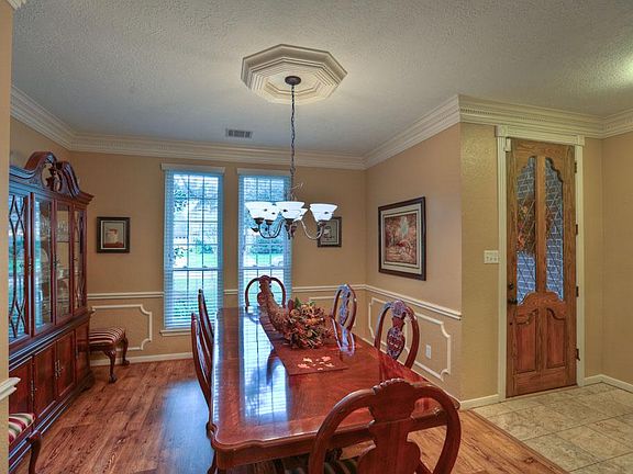 4th image of 10614 Cutting Horse Ln