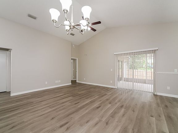 5th image of 1077 Brielle Ct