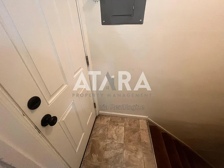 1143 S 1700 E — Photo 19