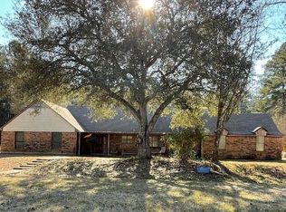 1112 Melder Rd, Glenmora, LA 71433