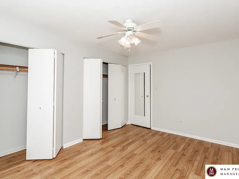 227 Des Plaines — Photo 6