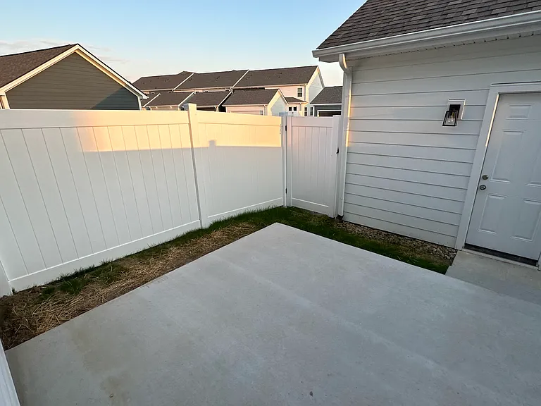 5049 Greentree Dr — Photo 21