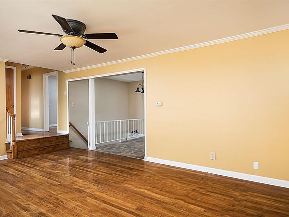 4th image of 2060 Saint Michael Dr