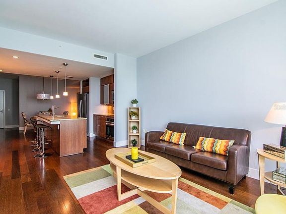 5th image of 111 N 12th St Unit 1419