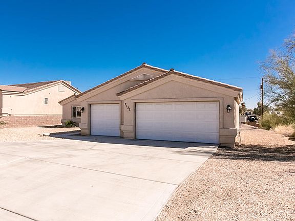 3rd image of 2132 Pima Dr N