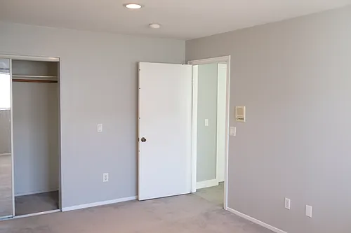 1501 S Dunsmuir Ave Photo 1