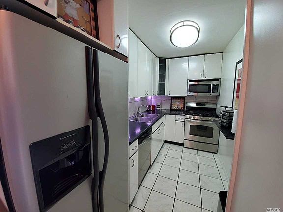 5th image of 175-20 Wexford Ter APT 6V