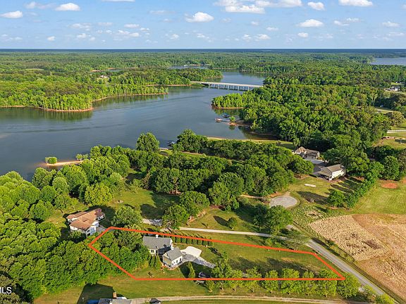 4th image of 165 Plank Shore Dr