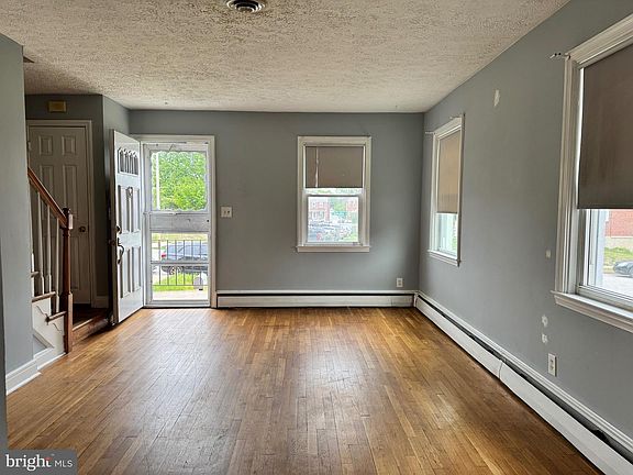 2nd image of 86 Berkshire Rd