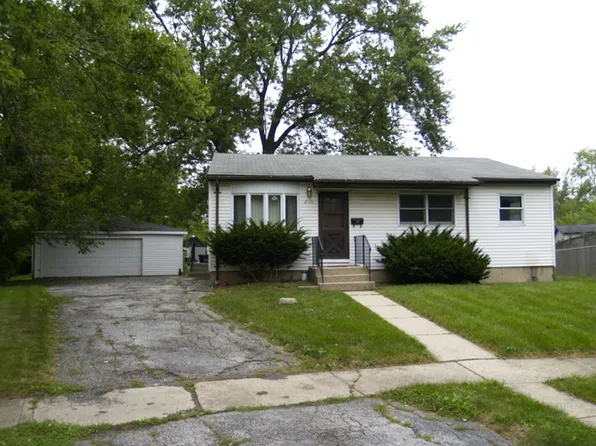 2115 E 223rd Pl, Sauk Village, IL 60411
