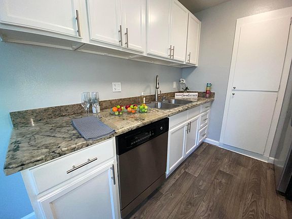 2nd image of 3779 Blackford Ave #A