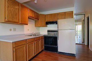 3rd image of 5530 E Lake Dr #78-A