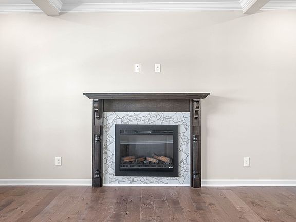 3rd image of 493 Ayden Ln