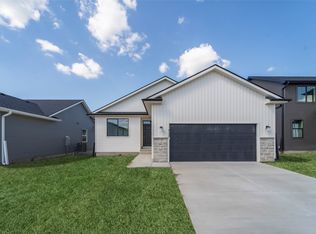 4120 NE 5th St, Ankeny, IA 50021