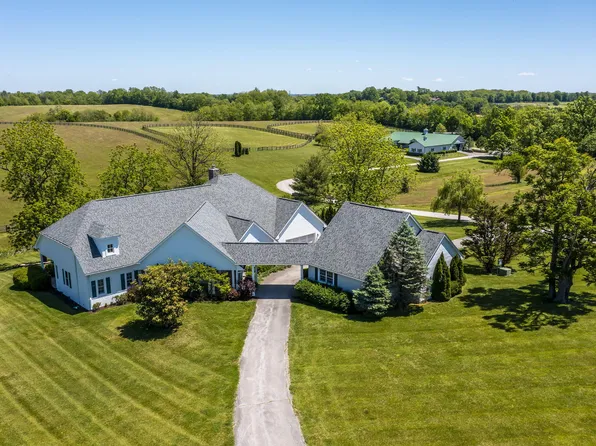 2027 Clintonville Rd, Paris, KY 40361