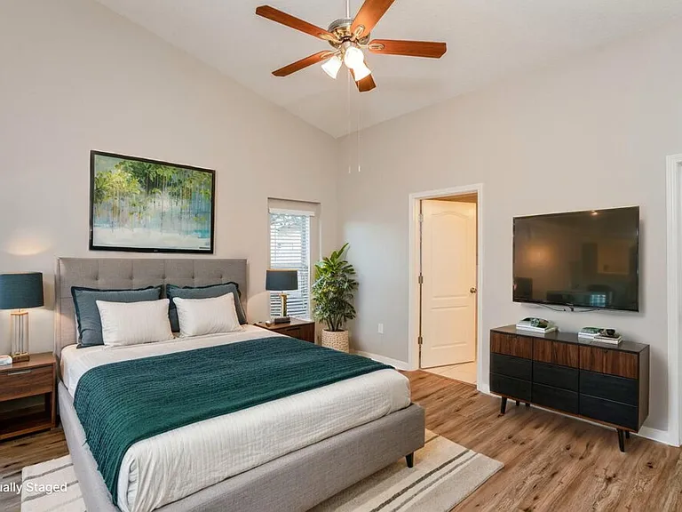 1010 Cristelle Jean Dr — Photo 11
