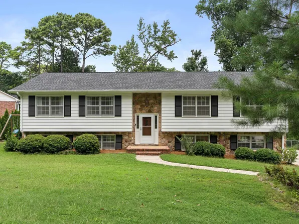 2601 Fargo Dr, Birmingham, AL 35226