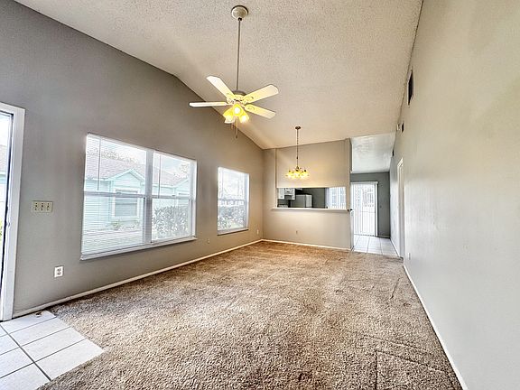3rd image of 1947 Bentley Blvd #1