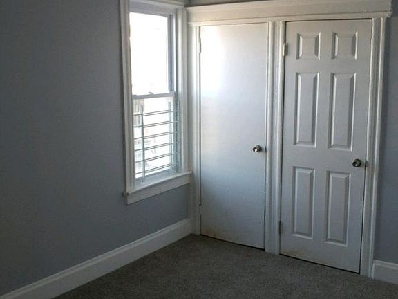 3rd image of 154 S 12th St #1
