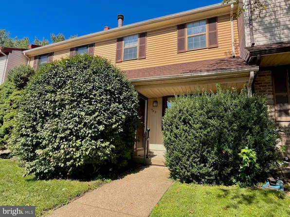 903 Clover Pl, Warminster, PA 18974
