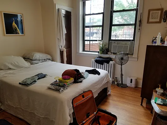 Rented by Grand & Co. | media 13