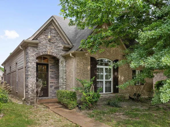 1864 N Houston Levee Rd, Cordova, TN 38016