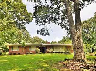 282 N Feemster Lake Rd, Tupelo, MS 38804