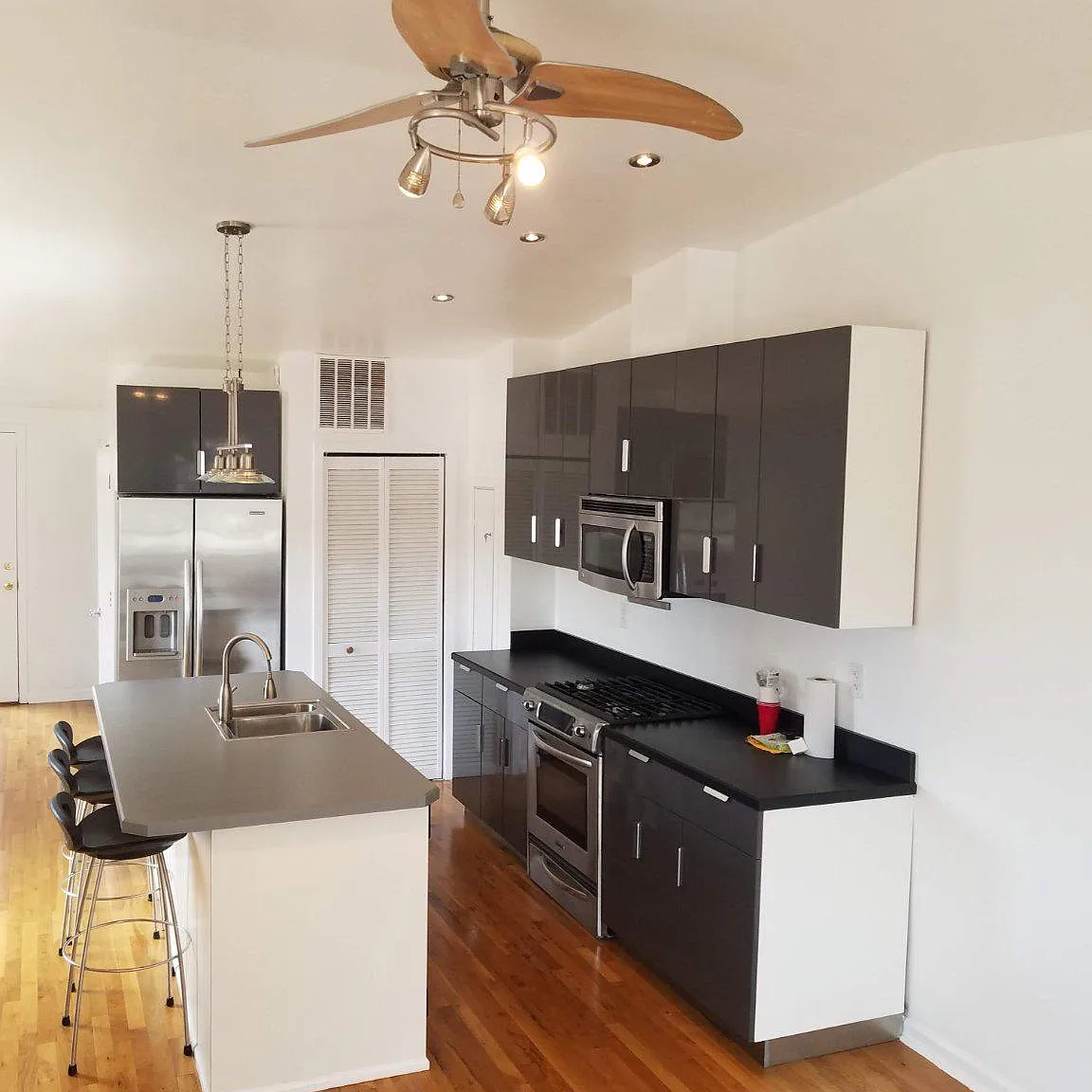 2 bed, 2.0 bath, 1440 sqft, $2,750 — Photo 1