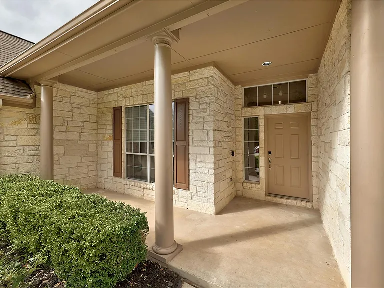3806 Azur Ln — Photo 3