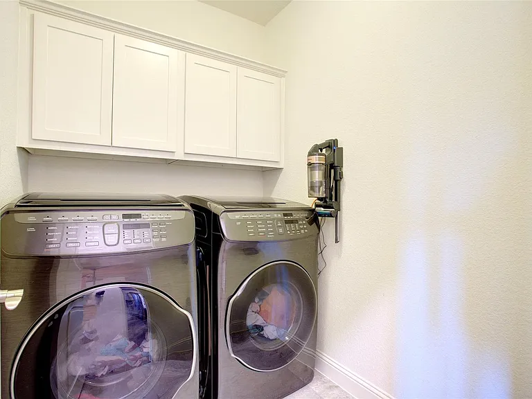 214 Heatherstone Dr — Photo 20