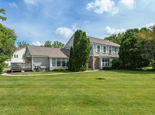 2395 Quail Run Dr, Kalamazoo, MI 49009