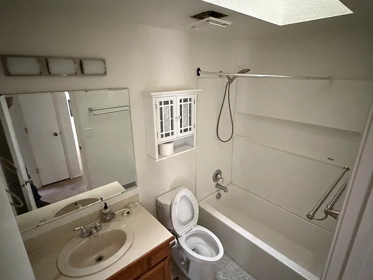 806 E Twin Willow Ct — Photo 8