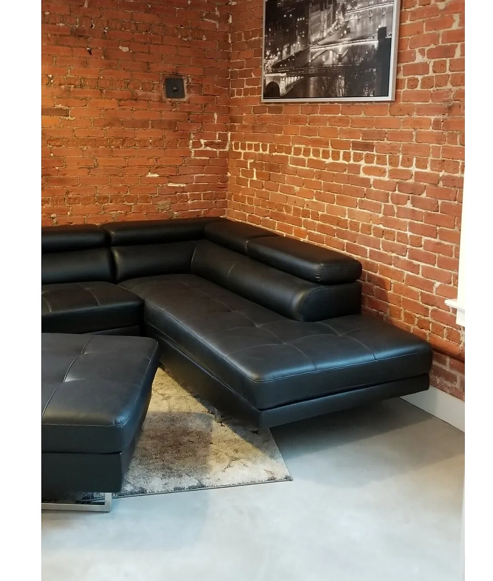 2362 Main St — Photo 2