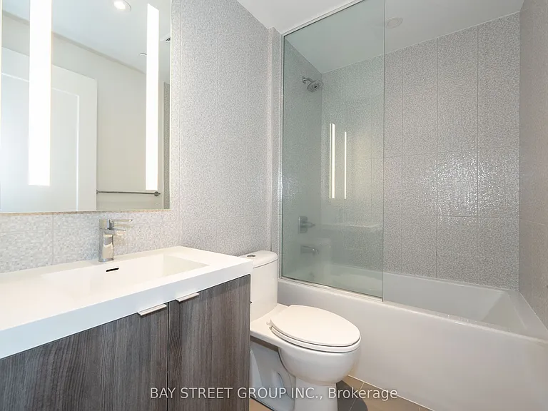 575 Bloor St E #3310 — Photo 8
