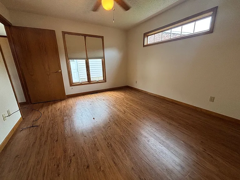 300 Dover Dr — Photo 20