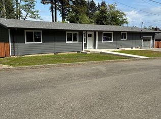 3165 Maple Ct, Reedsport, OR 97467