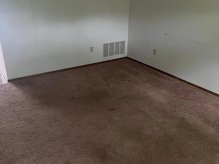 1212 W Main St #D — Photo 12