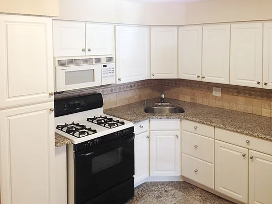 Rented by Awaye Realty Management LLC | media 2