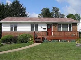 1516 Dupont St, Conway, PA 15027
