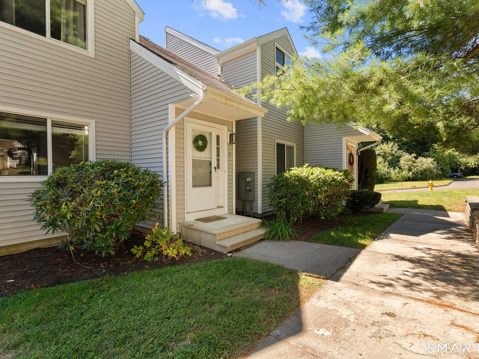 2 bed, 1.5 bath, 1632 sqft, $2,600 — Photo 2