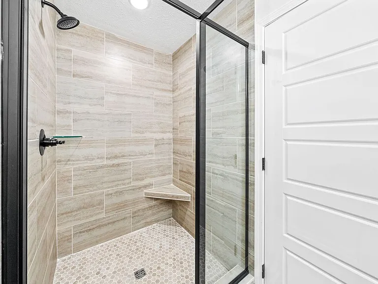 217 Wesson Dr — Photo 24