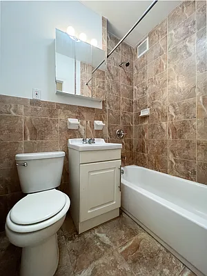 Rented by Compass | media 32