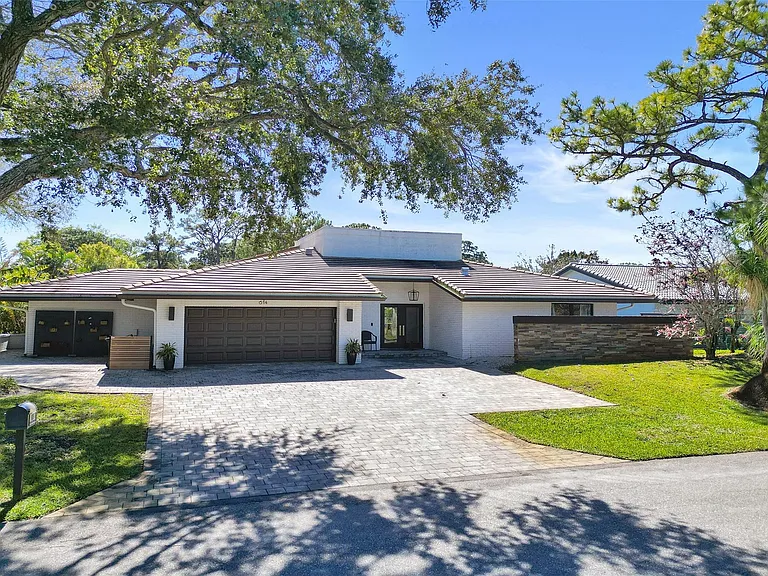 614 Lakewoode Cir W — Photo 40