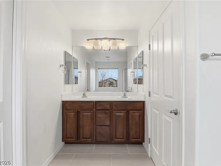 10441 Mount Washington Ave — Photo 26