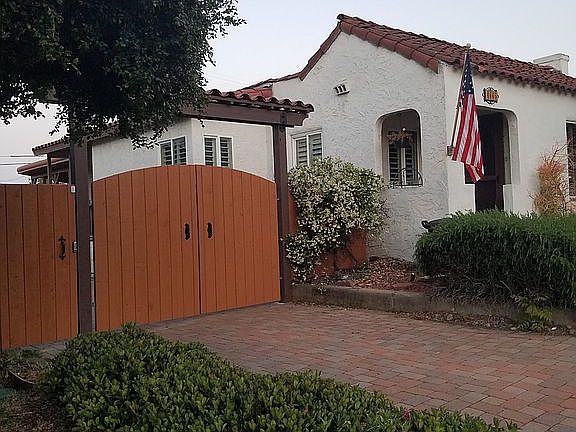 5th image of 4665 Aragon Dr