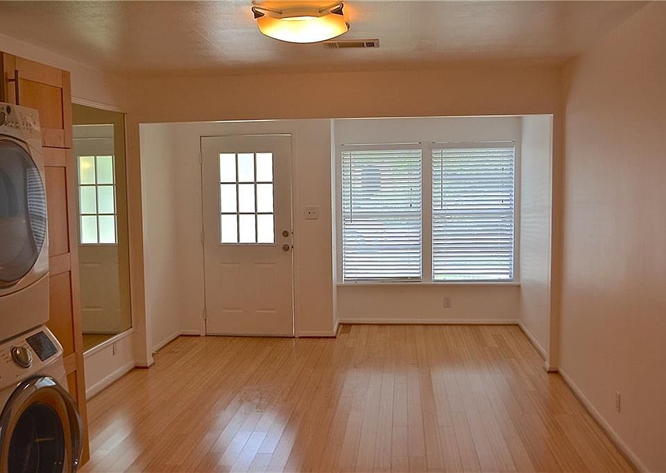 2nd image of 703 Harris Ave #A